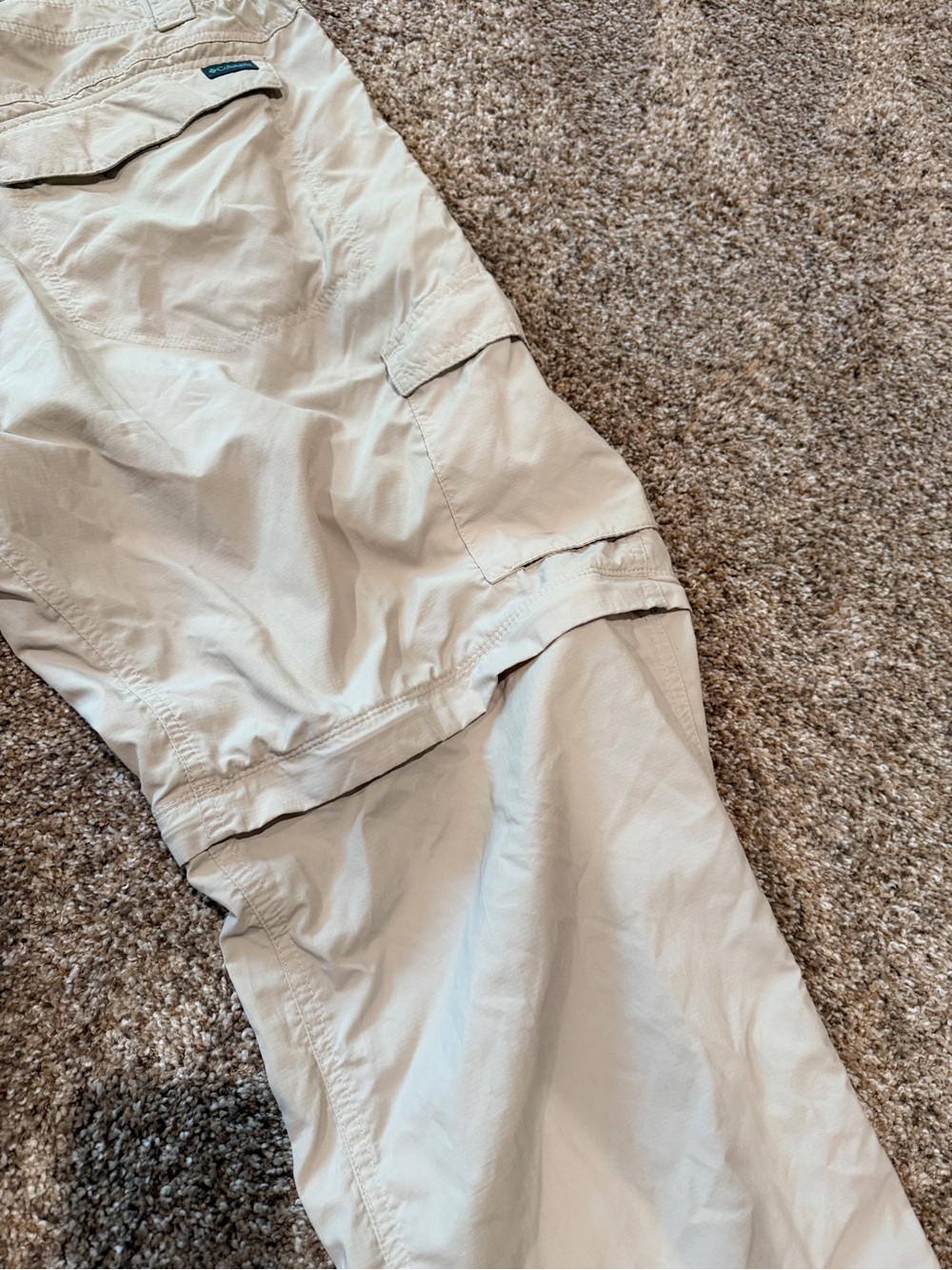 Men's Cargo Convertible Pants in Light Beige